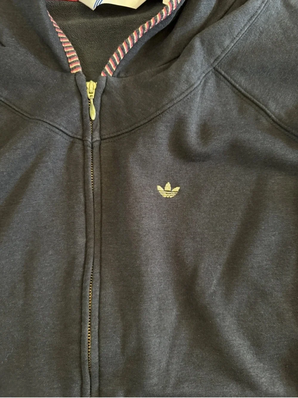 Adidas Girls Y2K Jacket Sz M Black Gold Crest Hood Bamboo Cotton School Travel
